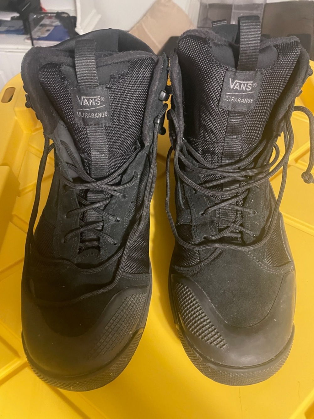 Vans UltraRange High-Top Boots in Black